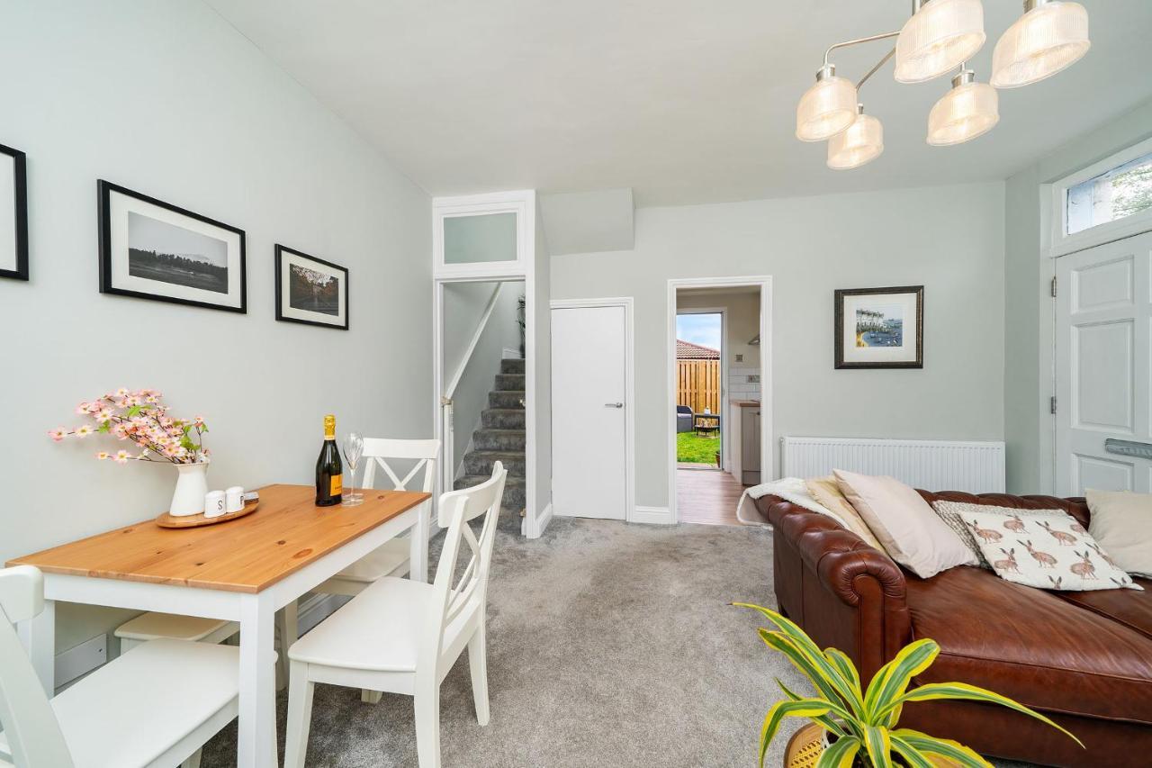 Robins Nest Cottage Blairgowrie and Rattray Екстер'єр фото